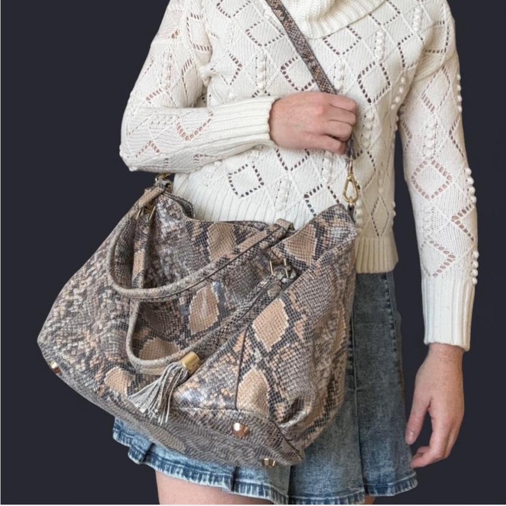 G.I.L.I Snakeskin Patterned Shoulder Bag